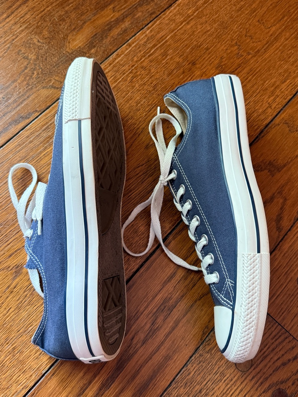 CONVERSE Chuck Taylor All-Star Low-Top Sneakers Navy Blue Men's 11/Women’s 13 - Picture 5 of 10